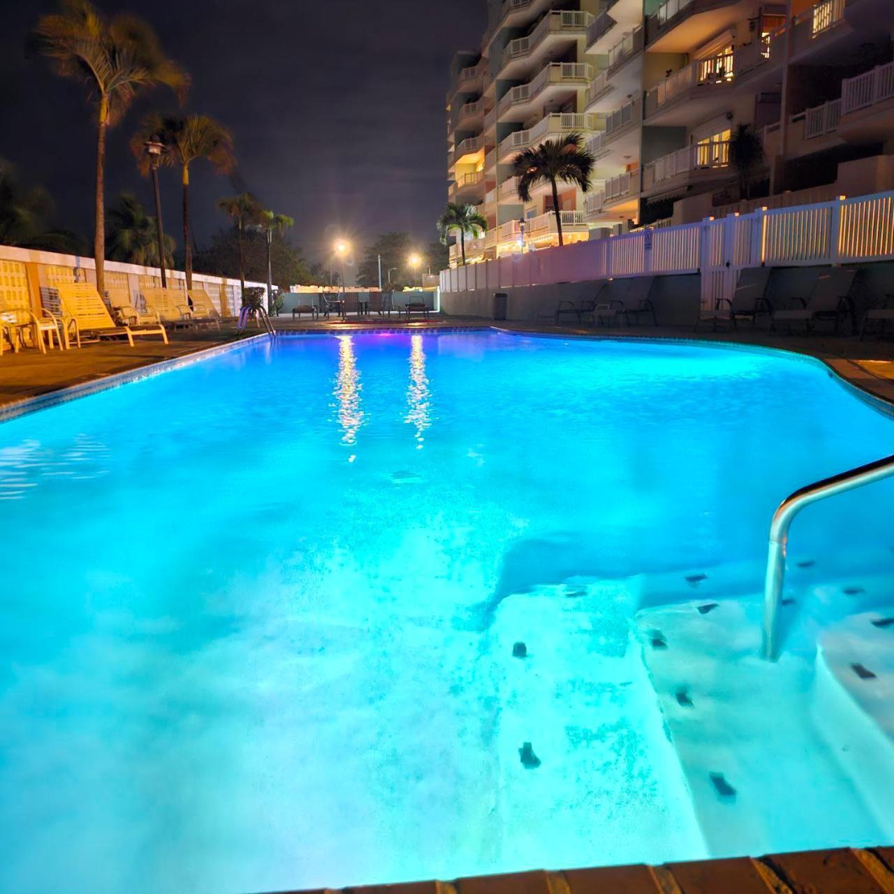 Condo Beach Court Isabela Exterior photo